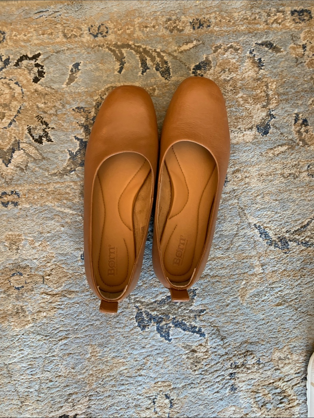 Born Women's Leather Ballet Flats Tan